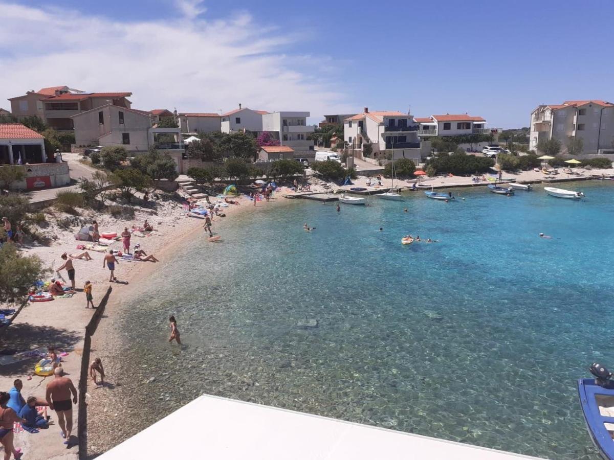 Srecko Apartman Rogoznica  Luaran gambar