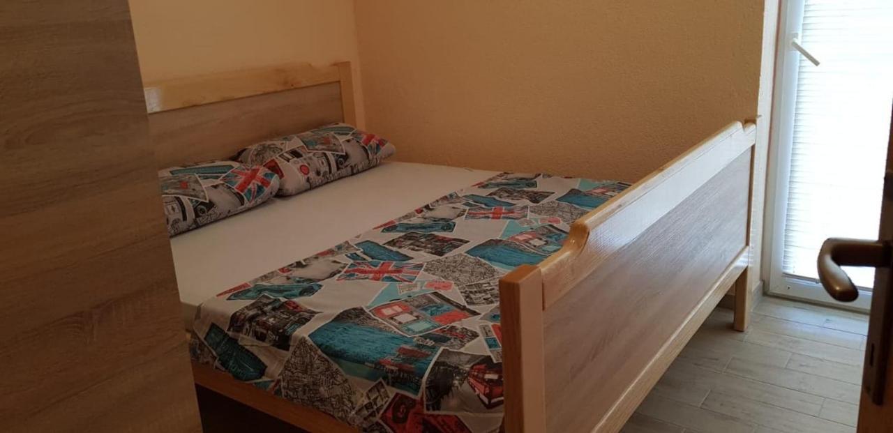 Srecko Apartman Rogoznica  Luaran gambar