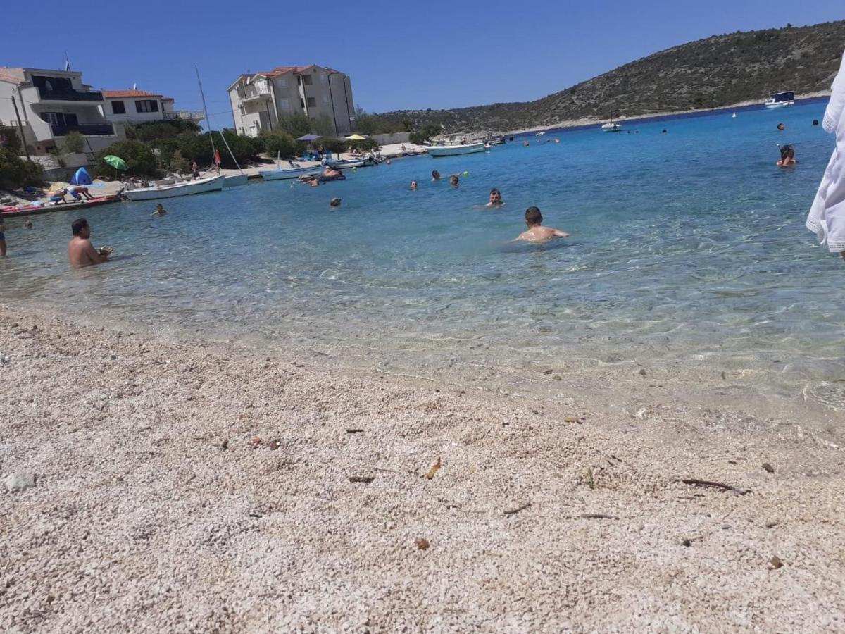 Srecko Apartman Rogoznica  Luaran gambar